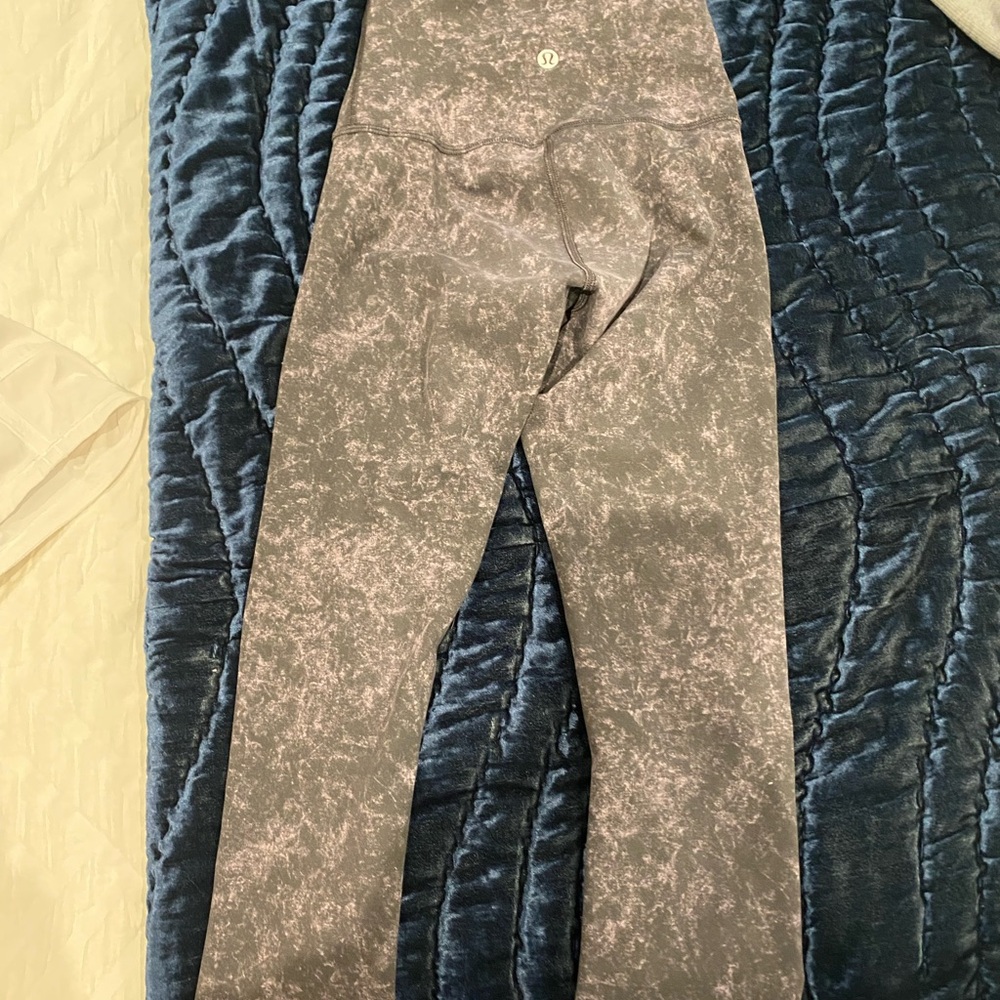 Lululemon lavender Marble Leggings